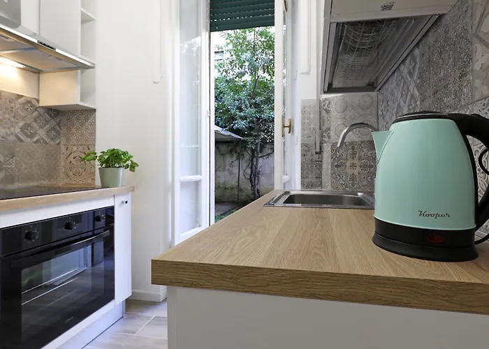 Bologna Garden House * Roma